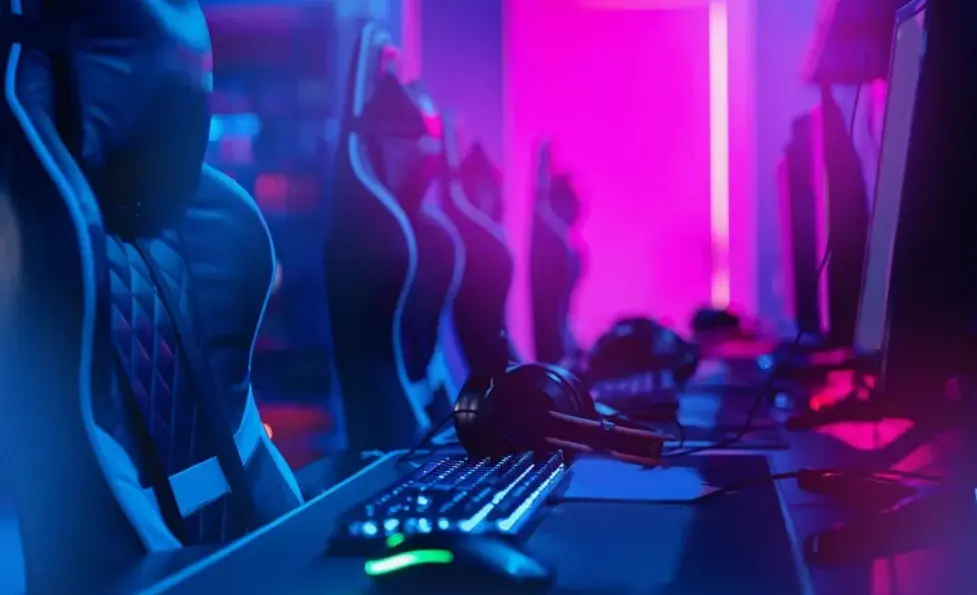 Коэффициенты на киберспорт в 1Win и 1xBet Полный обзор и сравнение