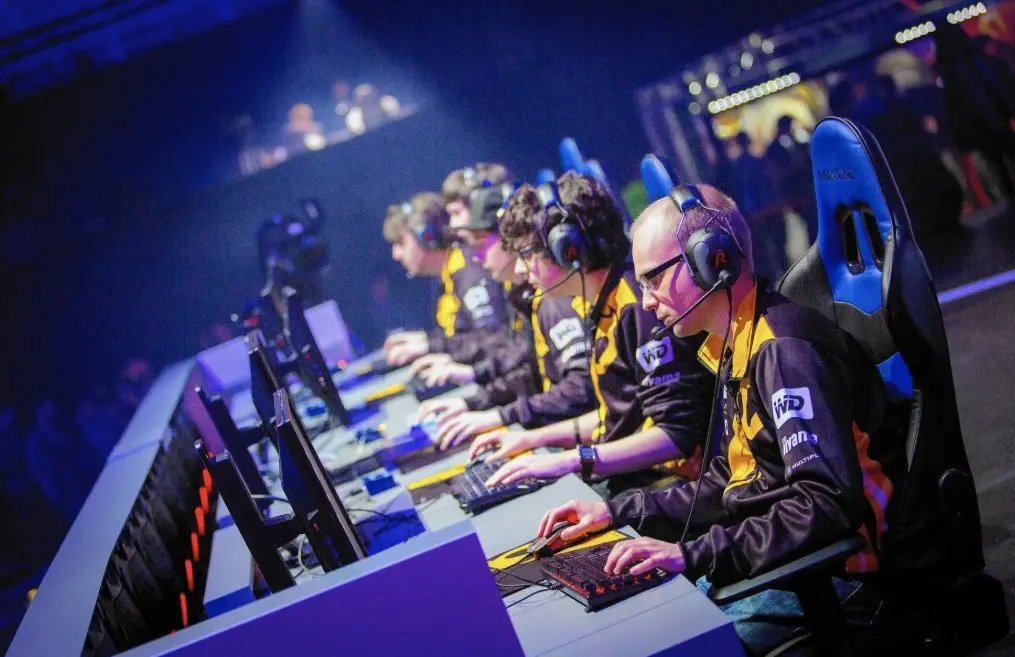 Ставки на киберспорт в Mostbet и 1Win